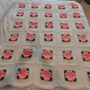 Pink Rose Crochet Afghan Throw Blanket Handmade 63" x 49" Spring Decor G…